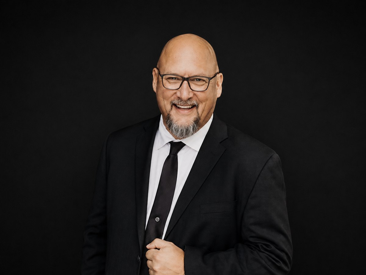 Paul Fletcher, licensed Niagara wedding officiant