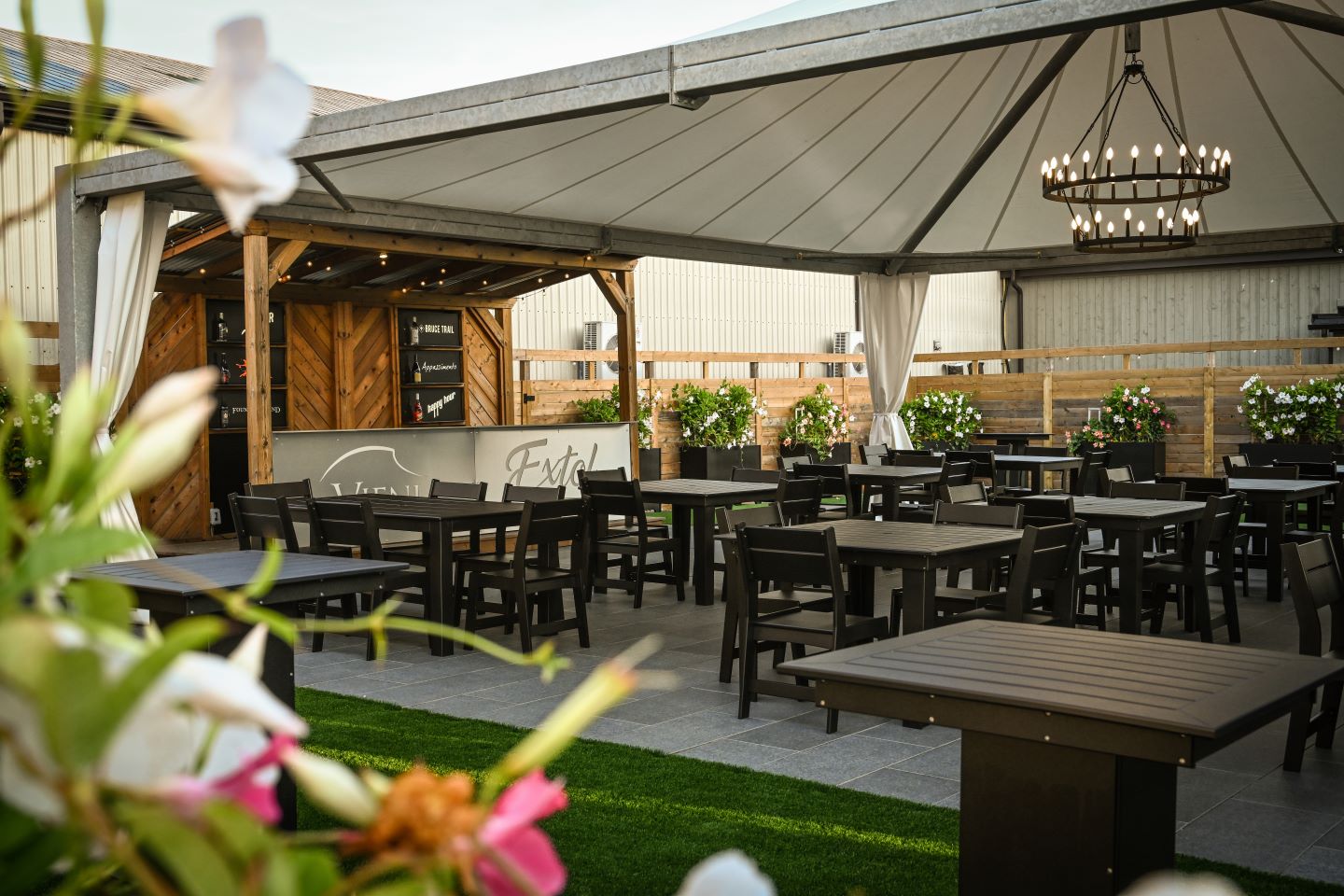 The Garden Courtyard at Vieni Estates