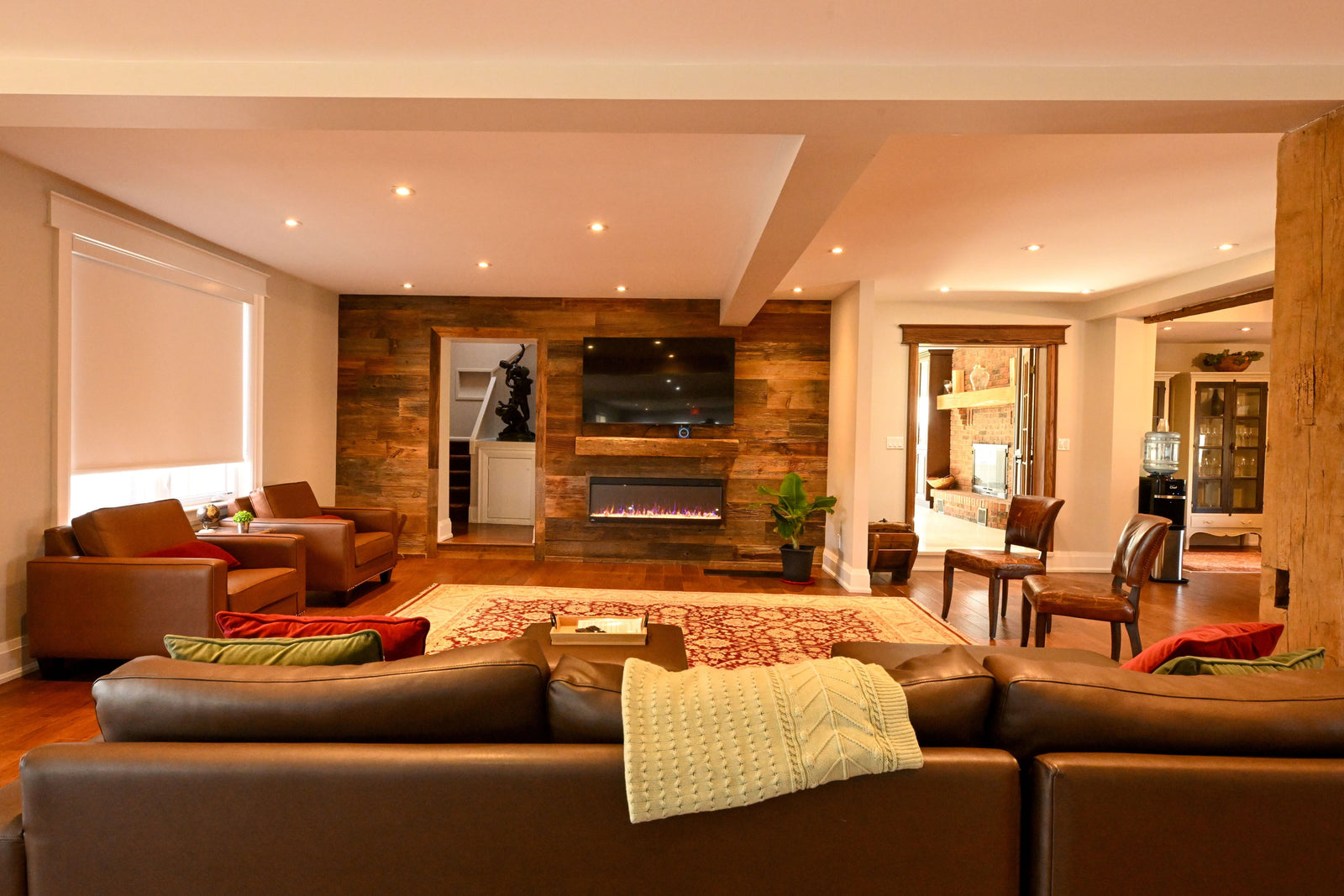Living room in the Vieni Estates Guest House