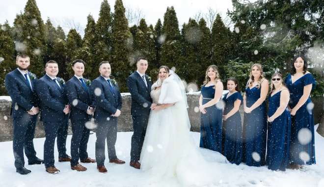 Wedding party in the Americana Resort Courtyard