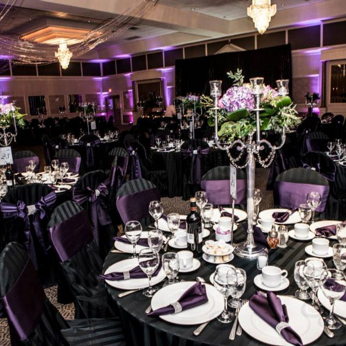 Elegant evening wedding tables inside Club Italia