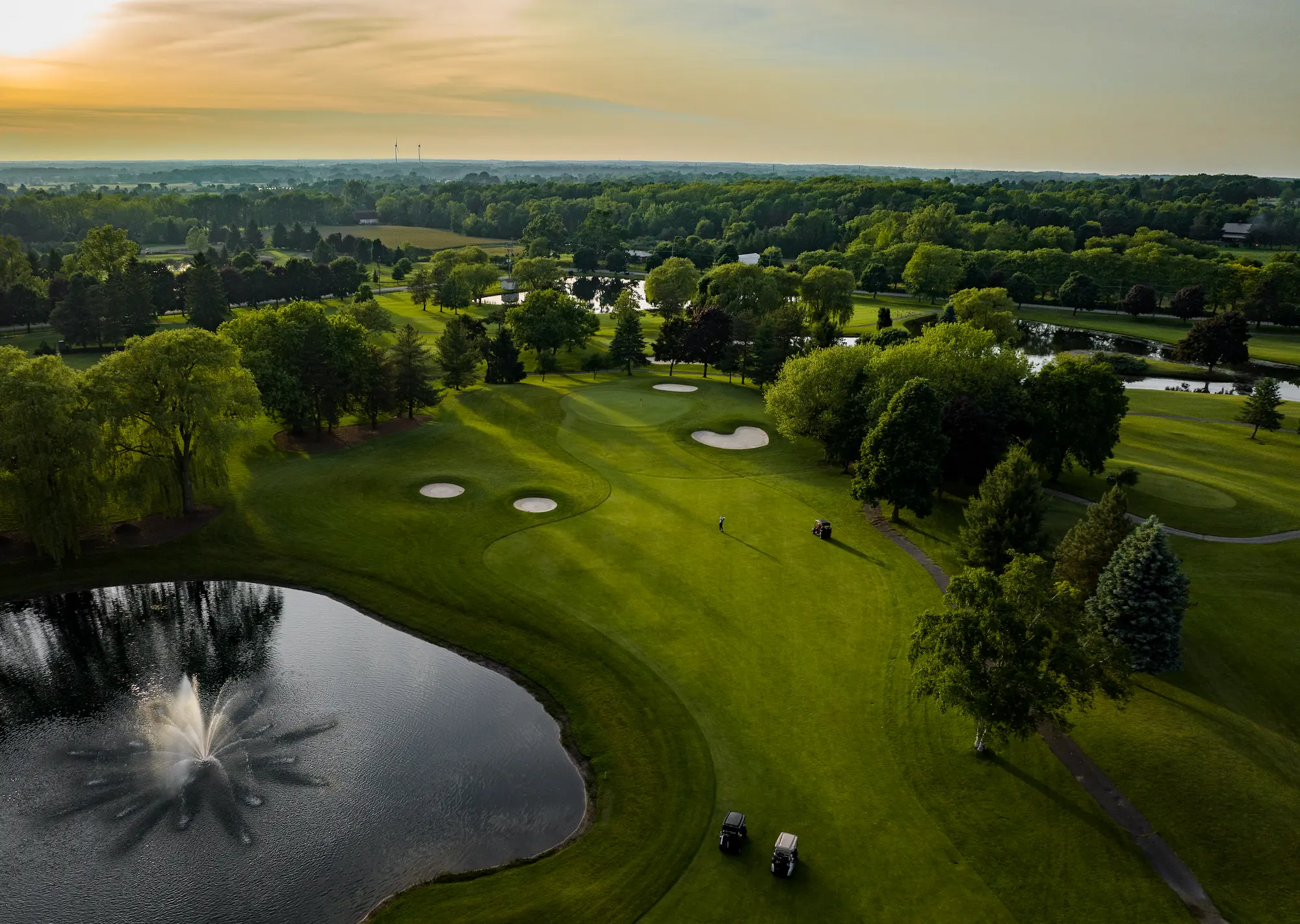 The Hawk Golf Country Club wedding planning