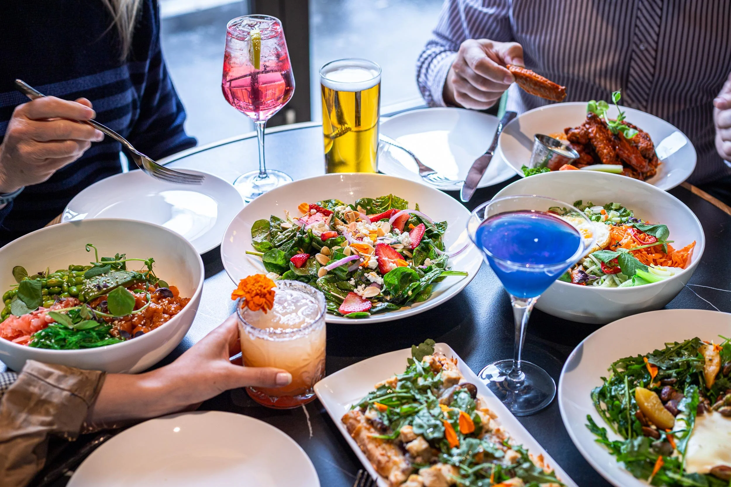 Colourful dining and cocktails at Hilton Niagara Falls