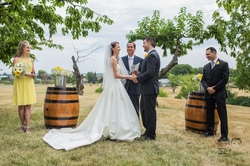Peninsula Ridge vineyard wedding ceremony